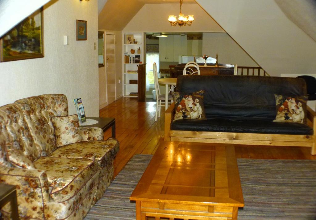 Doctor'S House B & B Tara Quarto foto
